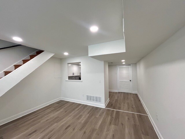 Building Photo - 529 S 17th St
