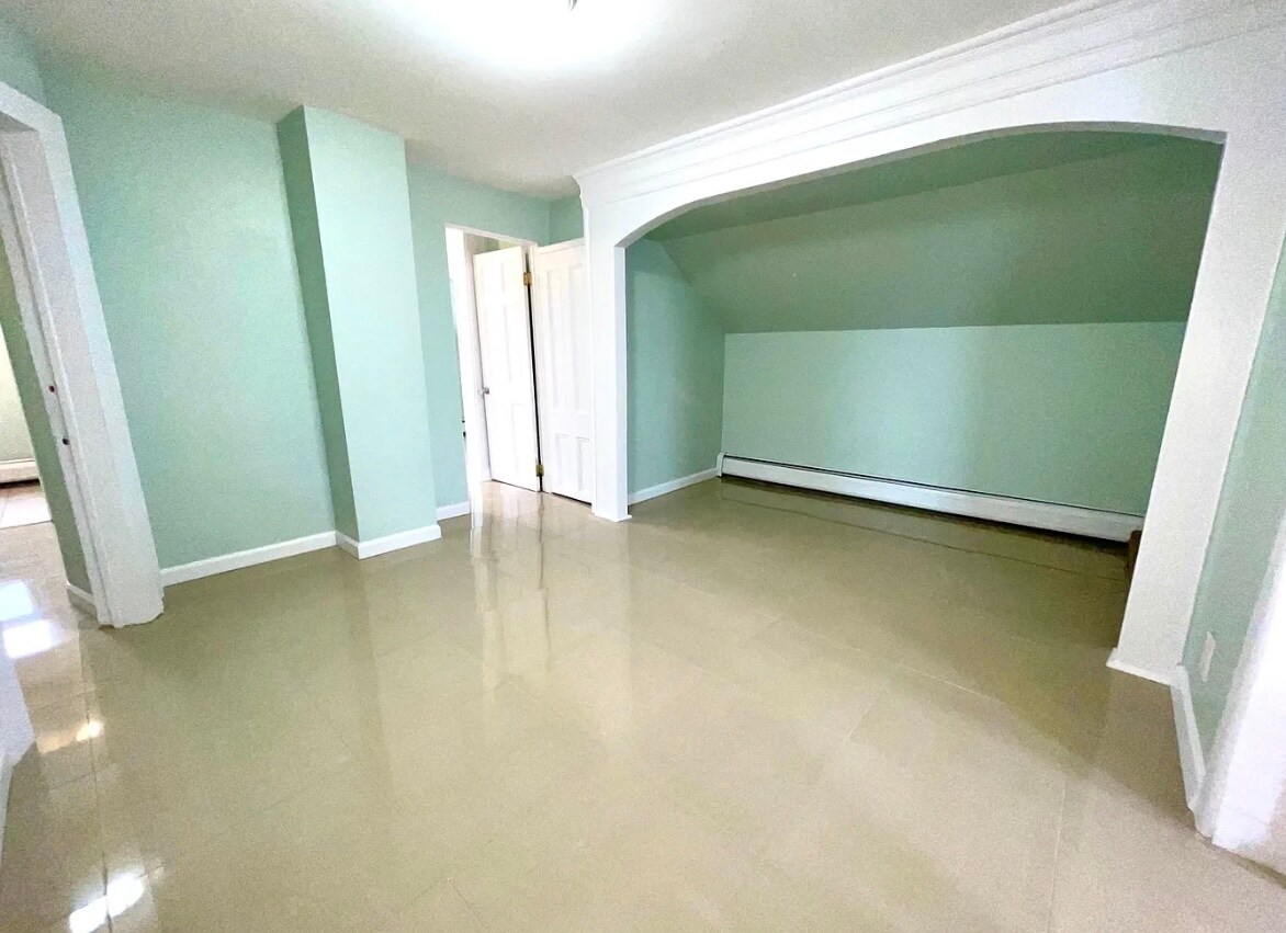 Building Photo - 1401 6th St