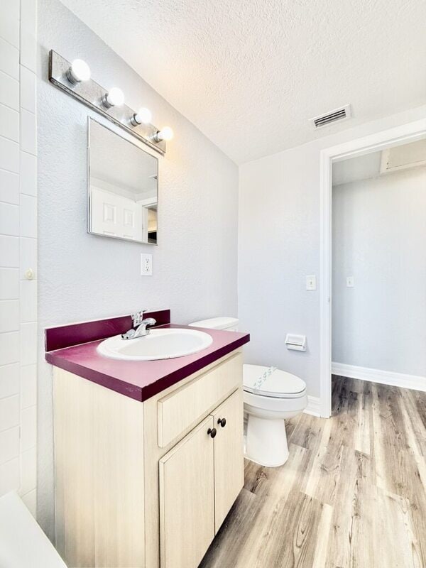 Building Photo - 235 W Northside Dr