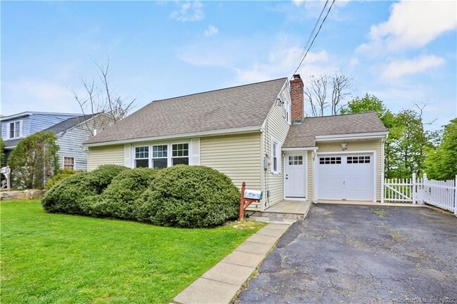 Building Photo - 80 Ridgewood Ave