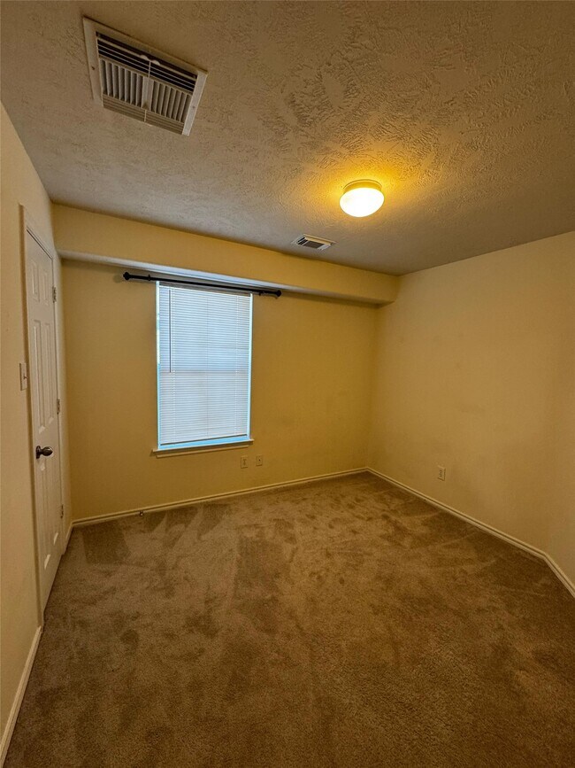 Building Photo - 246 W Stedhill Loop