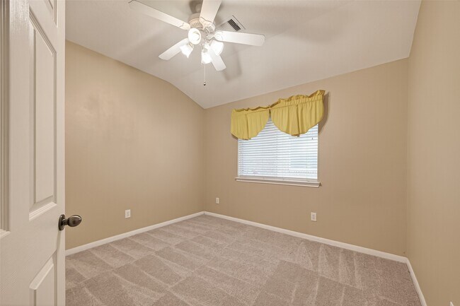 Building Photo - 6922 Summer Bridge Ln
