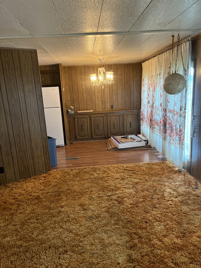 Building Photo - 1639 17 Mile Rd