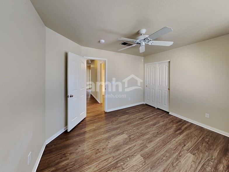 Building Photo - 8221 Woodland Prairie Ave