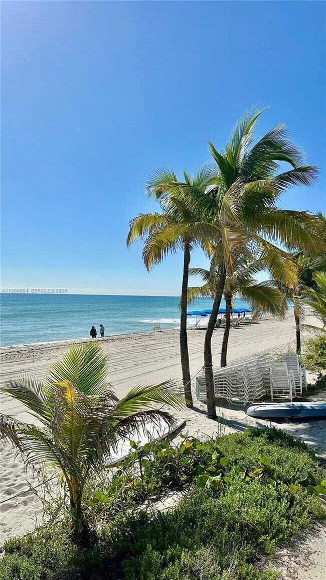 Building Photo - 2030 S Ocean Dr