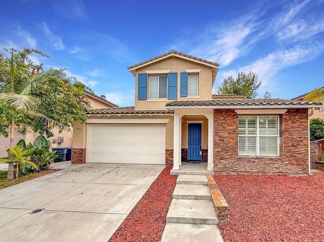 Primary Photo - Beautiful 5 Bed, 4 Bath Home on Quiet Trai...