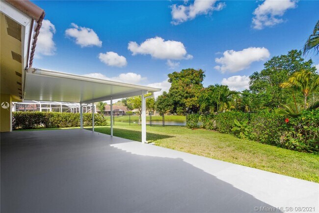 Building Photo - 3562 Southern Orchard Rd W