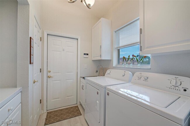 Building Photo - 17819 Modena Rd