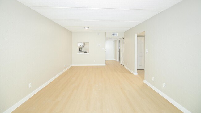 Building Photo - 2731 S Blair Stone Rd