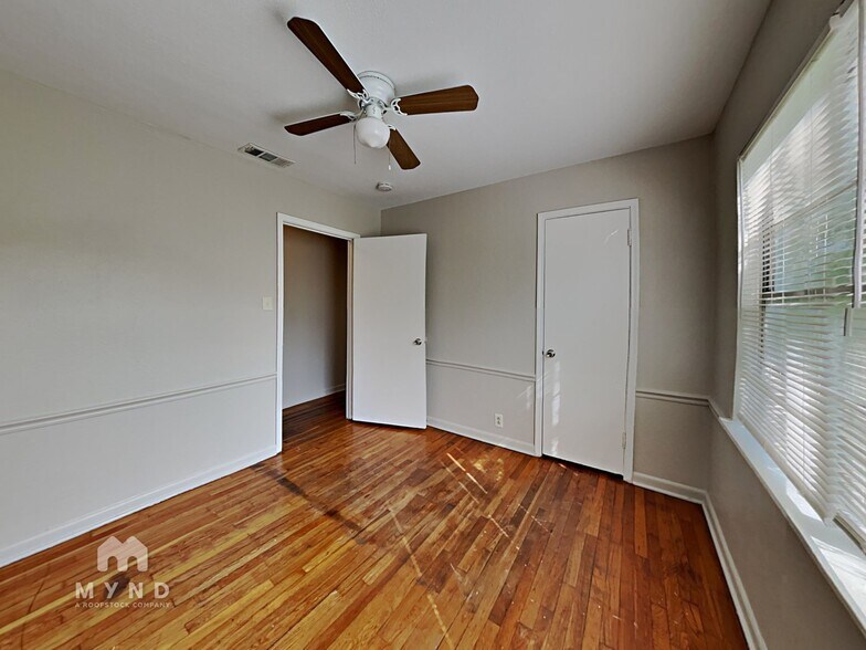 Building Photo - 4821 Edith St