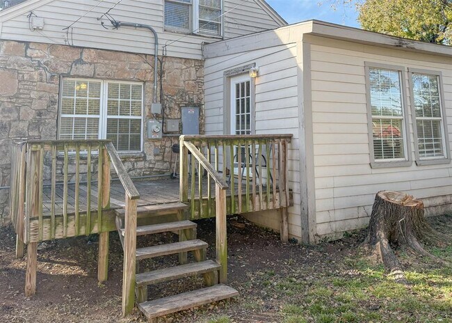 Building Photo - 2341 NW 37th St