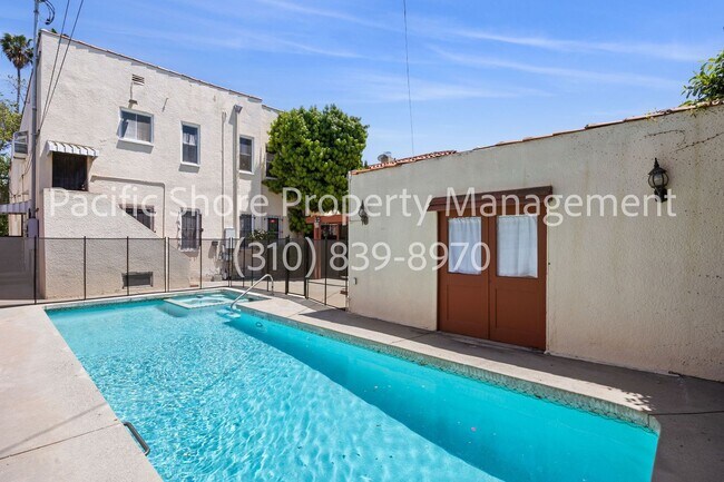 Building Photo - 107 N Mansfield Ave