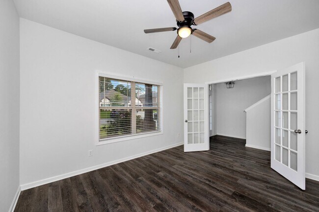 Building Photo - Beautiful 4-Bedroom Home with Office, Bonus Room, and Large Backyard