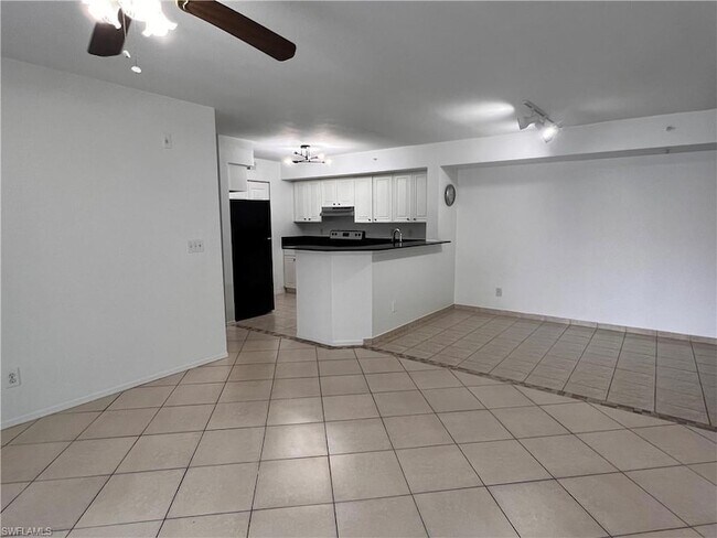 Building Photo - 8235 Ibis Club Dr