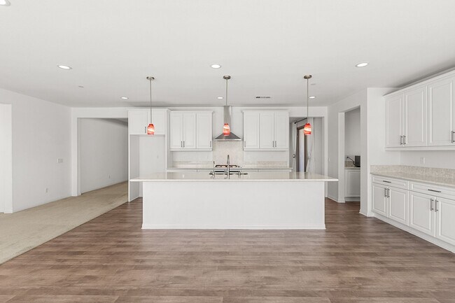 Building Photo - Stunning 4 bedroom 3 bath home in Summer Wind Trail Community