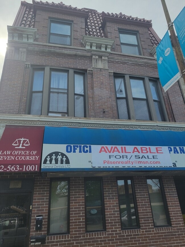 Primary Photo - 1718 S Ashland Ave