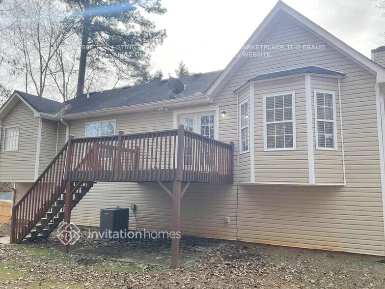 Building Photo - 9455 Pebble Creek Ct