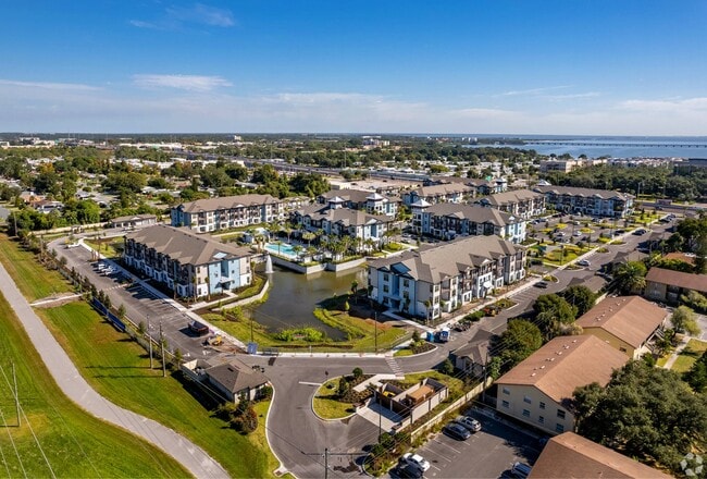 Building Photo - Arabelle Clearwater