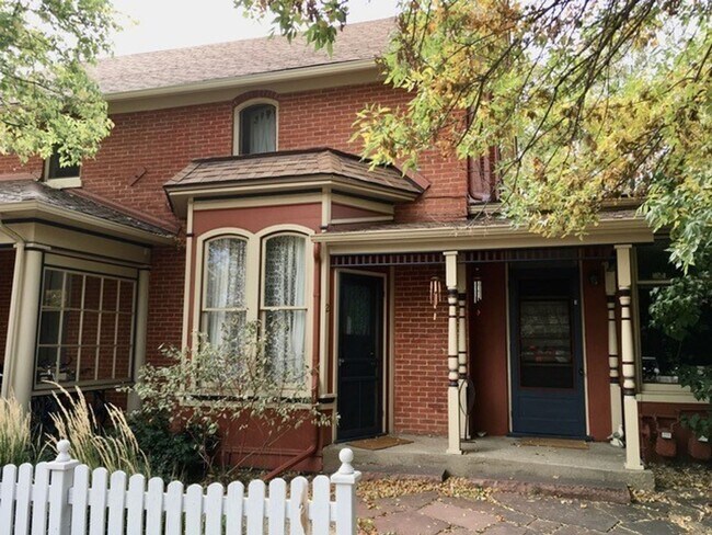 Building Photo - 1645 Pine St