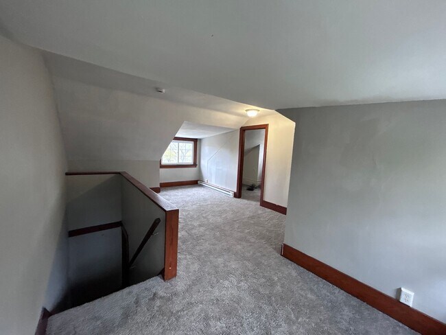 Building Photo - wat247