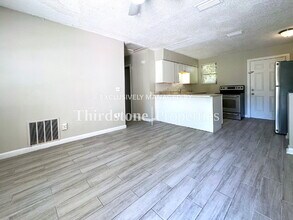 Building Photo - 1160 Comanche St