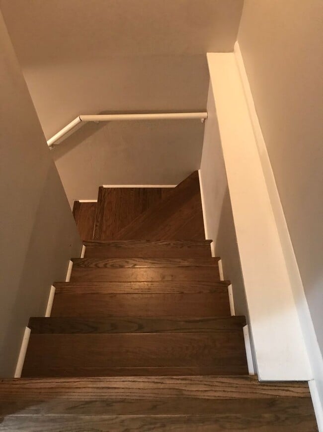 Building Photo - CENTRAL BOSSIER TOWNHOME NEAR I20