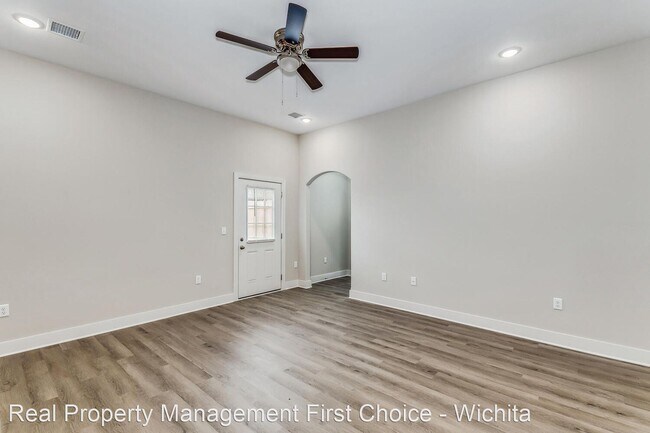 Building Photo - 3 br, 2 bath House - 3619 W 45th ST S