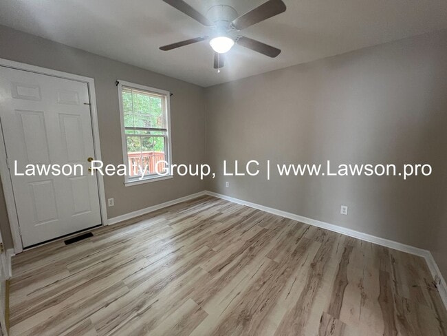 Building Photo - One Level Living in Vinton!