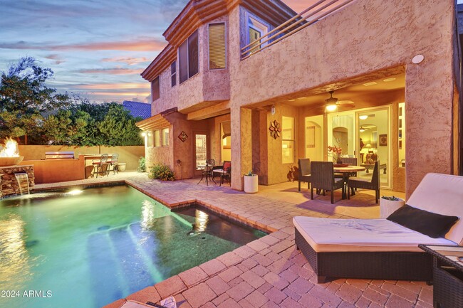 Building Photo - 7687 E Pozos Dr