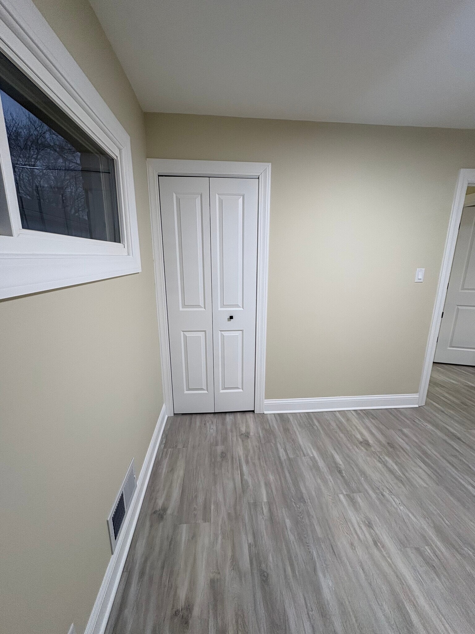 Building Photo - 106 W 155th St