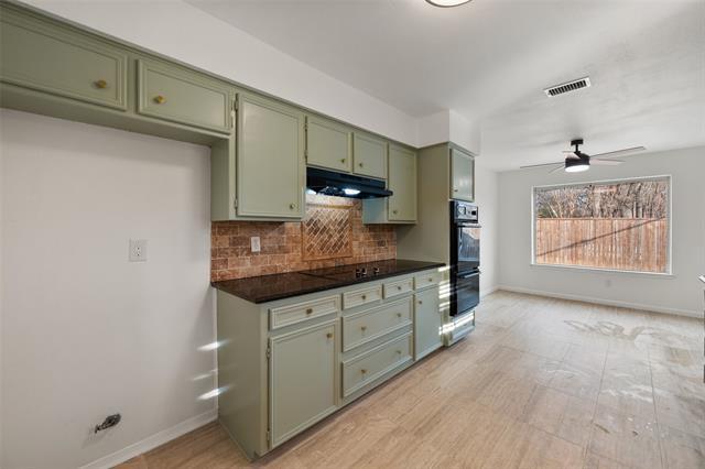 Building Photo - 701 Rocky Canyon Rd