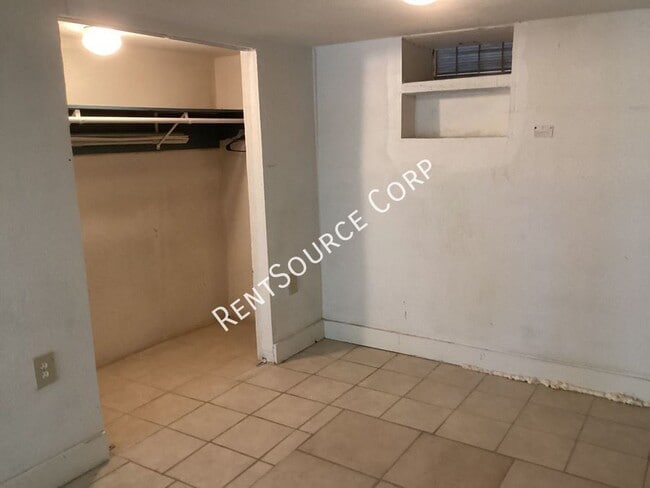 Building Photo - 750 CA-58