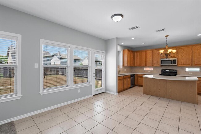 Building Photo - 2820 Mission Tejas Dr
