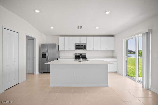 Building Photo - 17633 Paradiso Wy