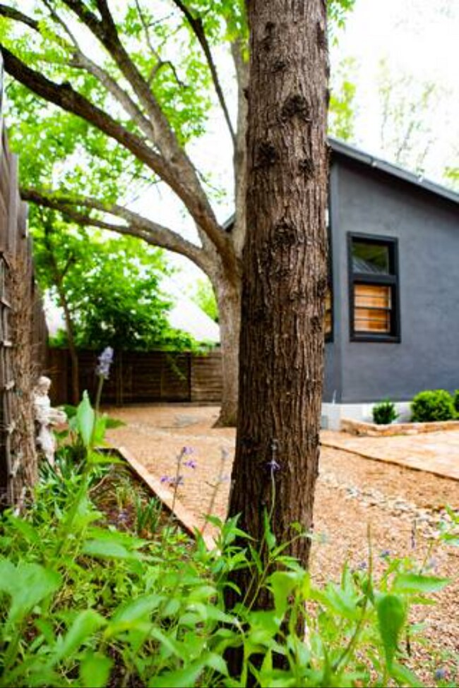 Building Photo - 2703 S 2nd St