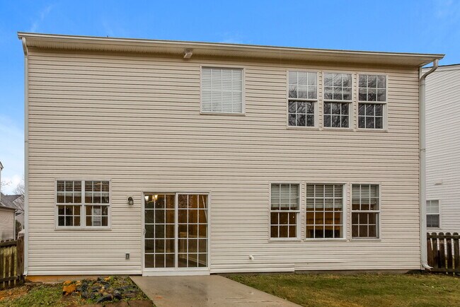 Building Photo - 10910 Claude Freeman Dr