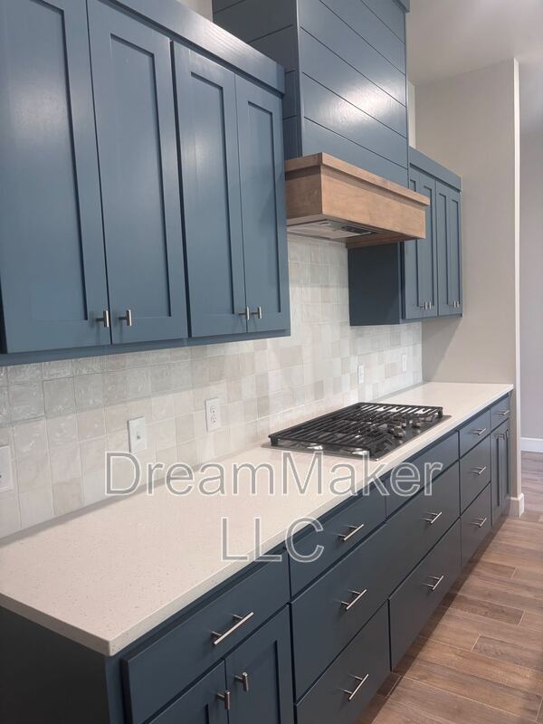 Building Photo - 3010 Hollow Crest Ln