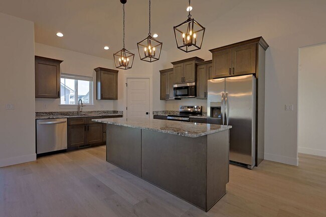 Building Photo - Kimberly - Single Family Home