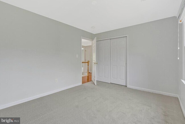 Building Photo - 10857 Hunter Gate Way