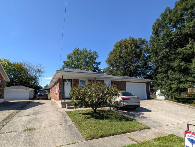 Building Photo - 3442 Heatherfield Dr