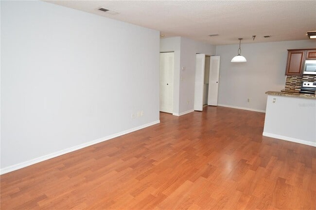 Building Photo - 10263 Gandy Blvd N