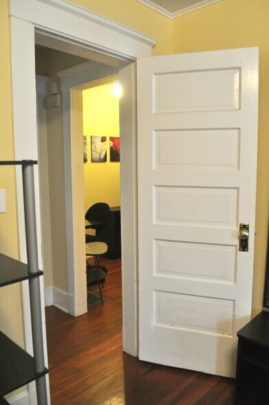 Building Photo - 592 Central Avenue