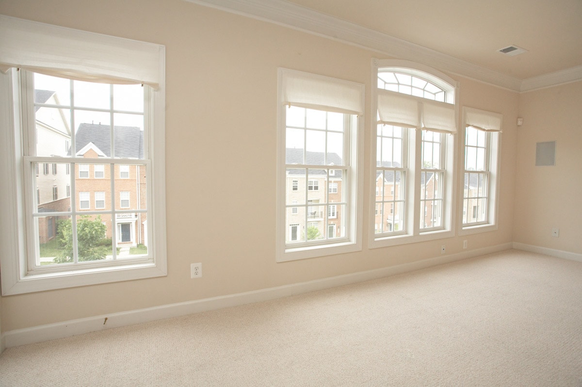 Building Photo - 560 Odendhal Ave