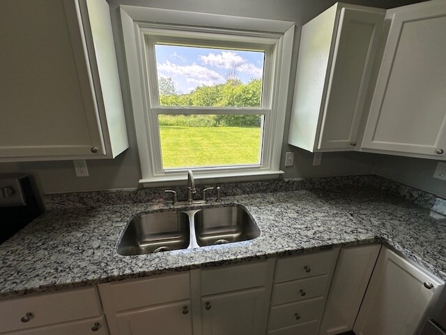 Building Photo - 3212 Shaffer Rd