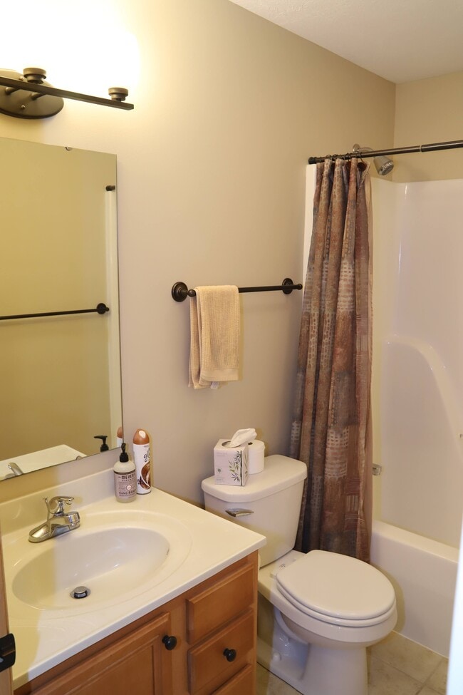 Building Photo - 1160 Winchester Ln