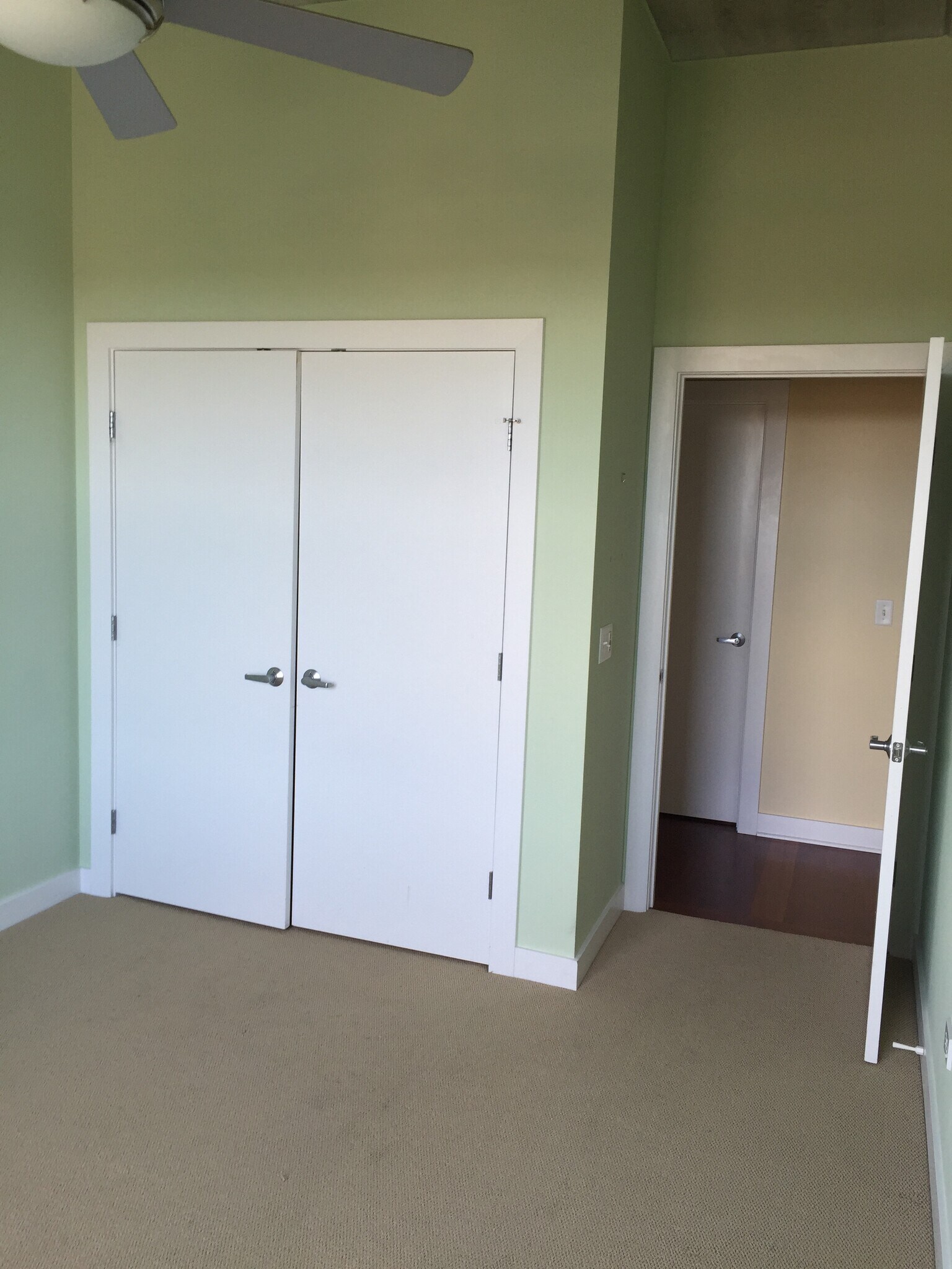 2nd bedroom - 3245 N Ashland Ave