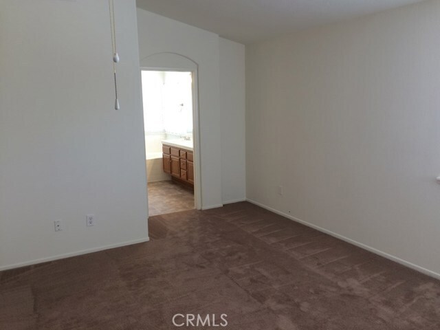 Building Photo - 2196 Rancho Hills Dr