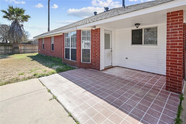 Building Photo - 3800 Stony Creek Ln