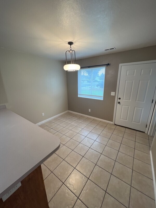 Building Photo - 505 W 350 N