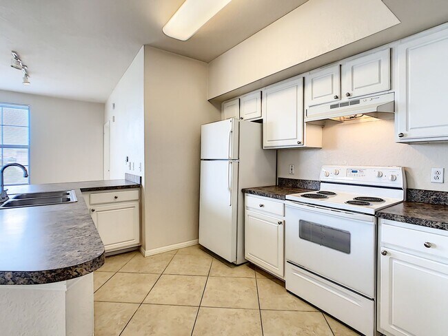 Building Photo - North Quarter of Downtown Orlando, convenient to Ivanhoe District